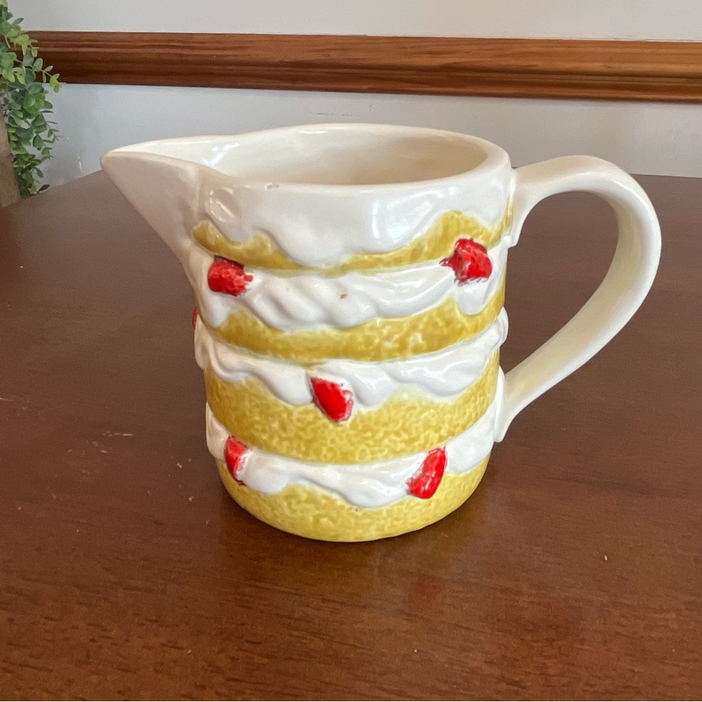 Vintage 1981 Handmade Strawberry Shortcake Food Design Coffee Mug - Picture 3 of 6